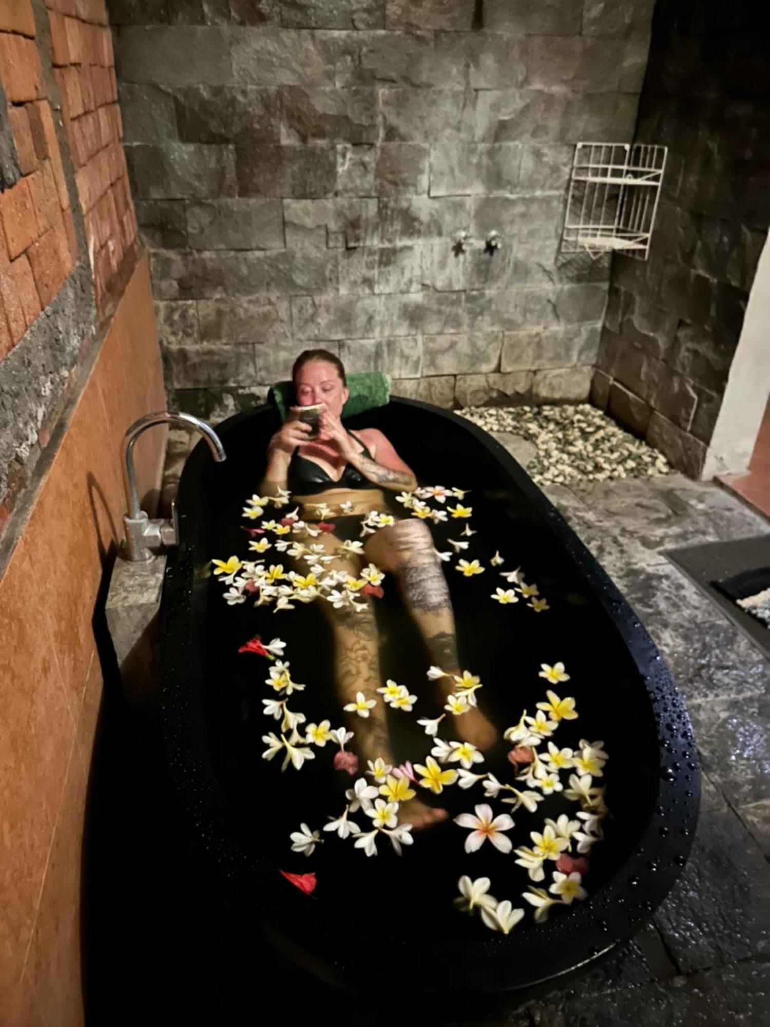 Diuma Residence Yoga Meditation Retreat And Healing Center Sanur Exterior foto