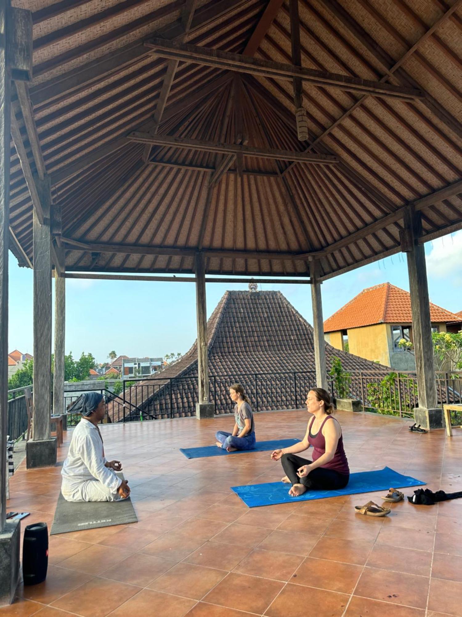 Diuma Residence Yoga Meditation Retreat And Healing Center Sanur Exterior foto